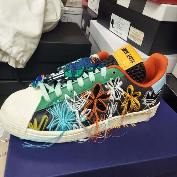 Super Earth Adidas sneakers - Picture 1 of 3